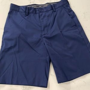 Vineyard Vines Navy Blue size 30 Links Shorts